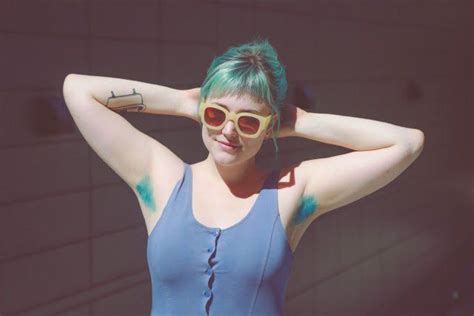Dyeing Your Armpits Bright Colors Is Still A Thing Dyed Armpit Hair