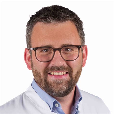 Dr Simon Oeckenpöhler Oberarzt Unfallchirurgie Uniklinik Münster XING