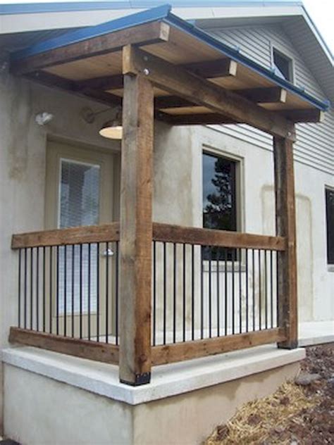 Some houses, however, look better. 65 stunning farmhouse porch railing decor ideas (50 ...