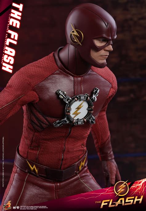 The Flash Tv Series 1 6 Scale Figure By Hot Toys The Toyark News