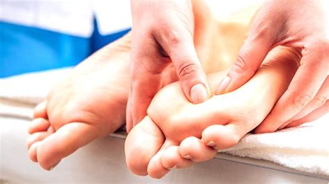 Massaging Your Feet Before Going To Sleep Is Very Important For Your Health The Miracle Starts