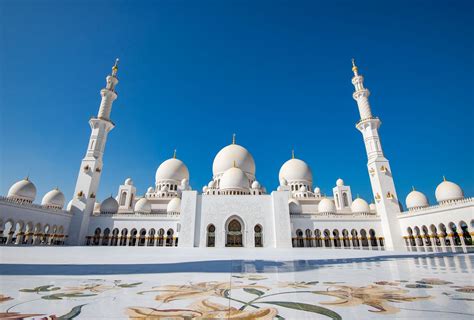 De Sjeik Zayed Moskee In Abu Dhabi Ook Wel De Grand Mosque Genoemd