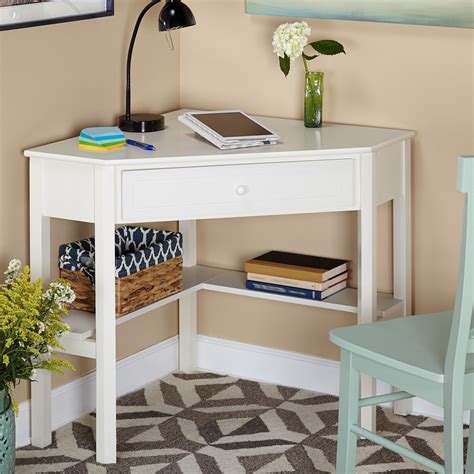 Small Space Desk 23 Best Desks For Small Spaces Small Modern Desks