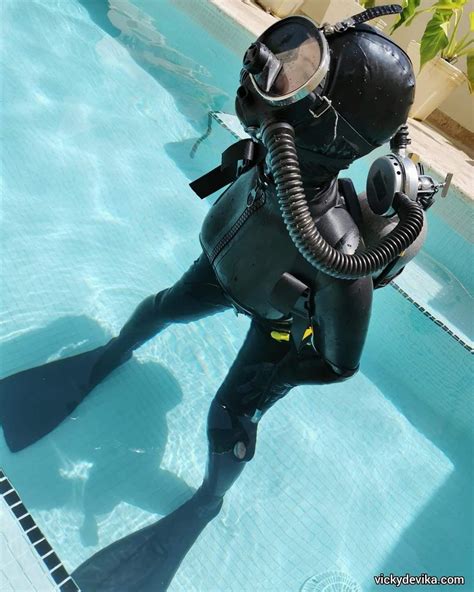 Pin On Female Diving