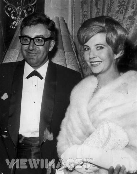 Peter Sellers And First Wife Anne Howe Old Celebrities Celebrity