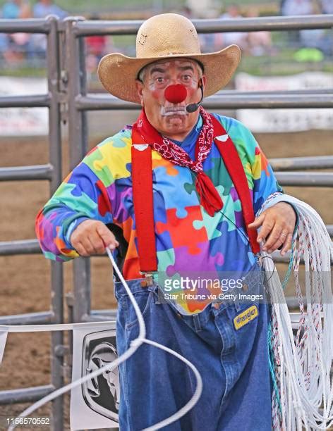 Rodeo Clown Barrel Photos And Premium High Res Pictures Getty Images