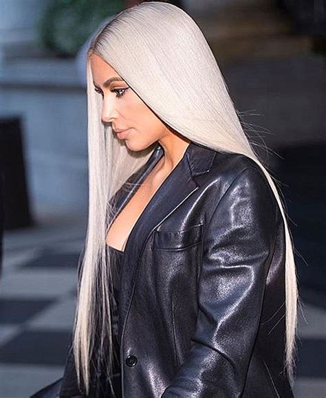 ♥️ Pinterest Deborahpraha ♥️ Kim Kardashian Platinum Blonde Hair Kim Blonde Kim Kardashian