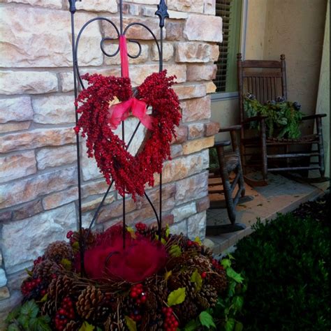 20 Creative Outdoor Valentine Decoration Inspirations Godfather