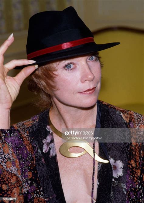 American Stage Film And Television Actress Shirley Maclaine In News