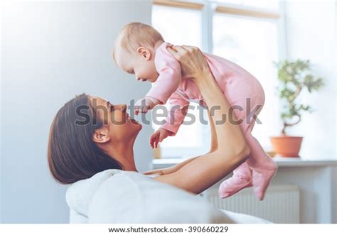 4907 Picking Up Baby Images Stock Photos And Vectors Shutterstock