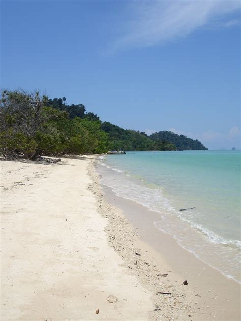 Top 10 Best Beaches Kradan Island Thailand