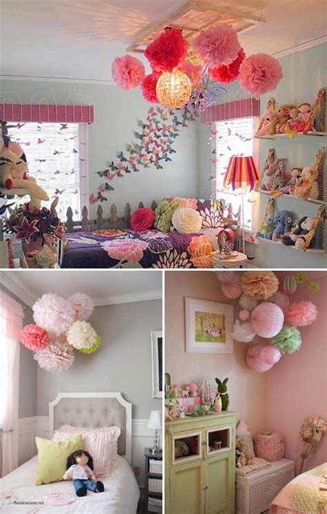 Four Different Pictures Of A Bedroom With Pink And Green Decorations On