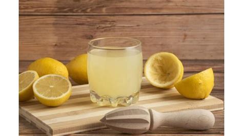 Ramai yang tahu bahawa air lemon boleh dijadikan sebagai air detoks. Wajah Lembut dan Bebas Jerawat karena Rutin Minum Air ...