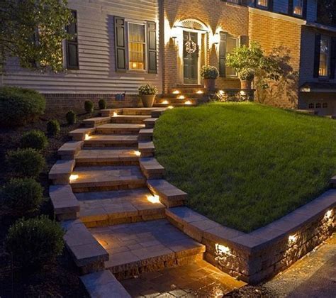 60 Adorable Front Yard Lighting Ideas For Your Summer Night Vibe Front