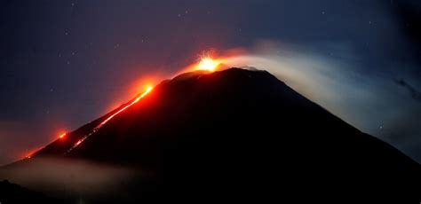 Volcanes M S Espectaculares De Guatemala Guatemala Y M S