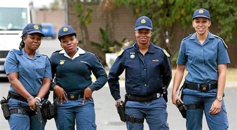 South African Police Service Receives 517 000 Job Applications