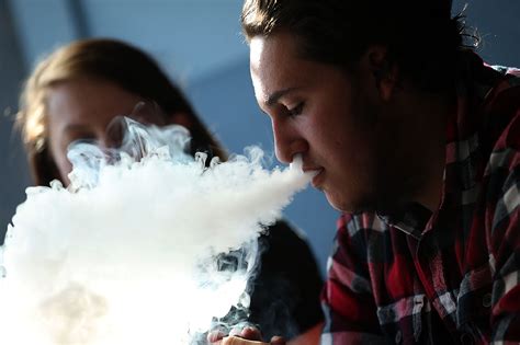 Mystery Youth Vaping Disease Reveals Gaping Holes In Regulation Politico