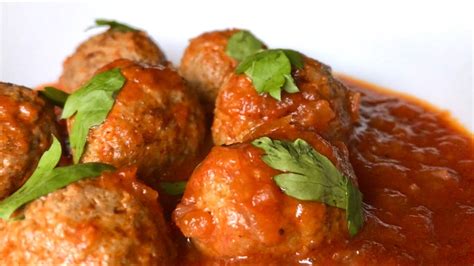 Meatballs In Tomato Sauce Recipe Ems Kitchen Youtube