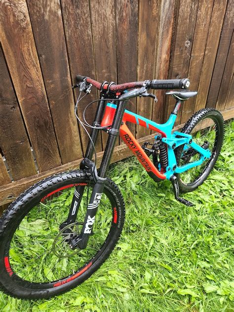 2018 Rocky Mountain Maiden Dh Bike M For Sale