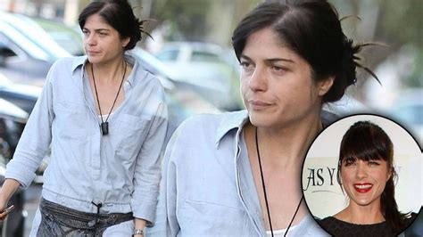 Makeup Free Selma Blair Takes A Break From American Crime Set And Kris