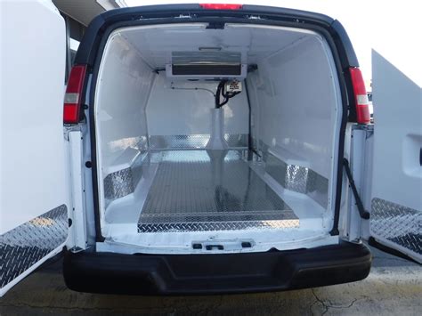 refrigerated van pros