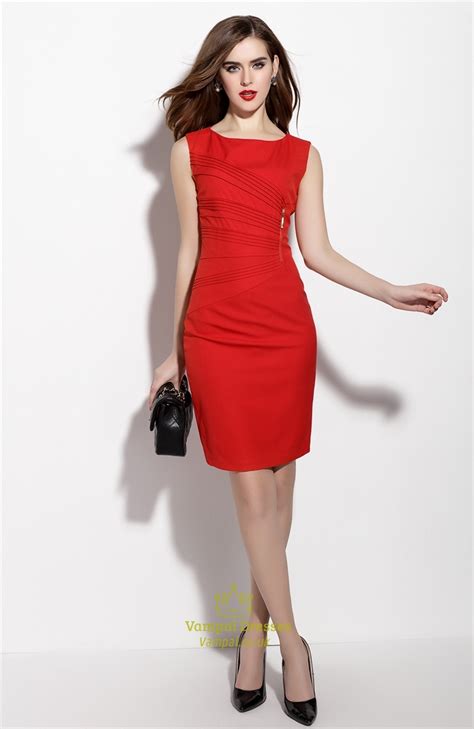 Red Sleeveless Ruched Sheath Cocktail Dress With Zip Front Vampal Dresses