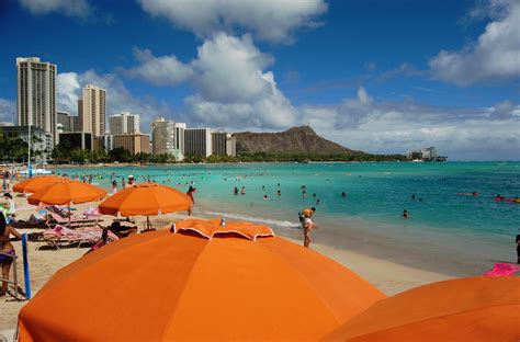 Waikiki Beach Hot And Crowded But Oh So Picturesque Knkppr Flickr