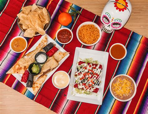 Have a nice time here and share nicely cooked chili, carne asada burritos and chicken enchiladas with your friends. 10 Denver Restaurants Catering the Mexican Dishes Your ...
