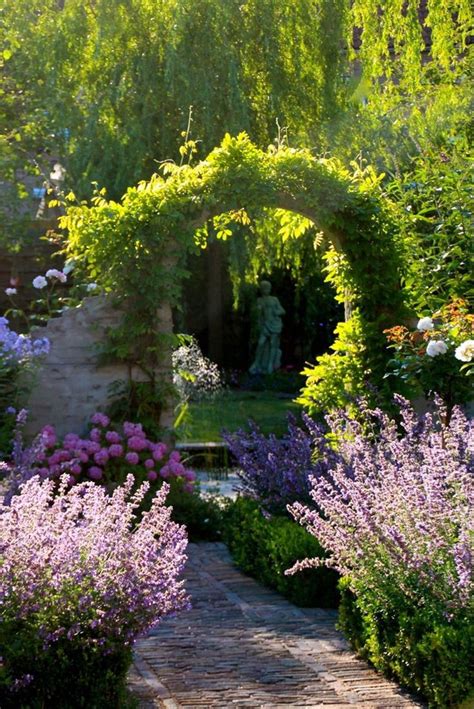 🌳 61 Magical Secret Garden Paths — Style Estate Garden Paths Serve