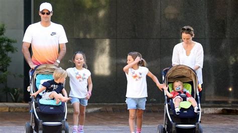 But off the court, he's a loving and dedicated father to not one, but two sets of twins. Roger Federer Bio-Wiki, Age, Height, Net Worth 2021, Wife ...