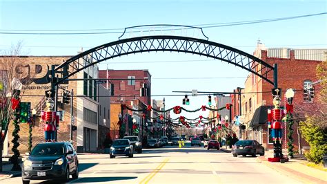 I Invite You To Take A Drive Through Beautiful And Festive Downtown