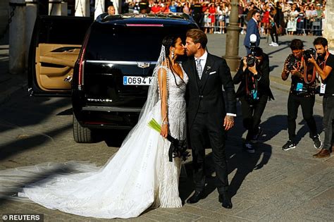Footballer Sergio Ramos Stunning Bride Pilar Rubio Looks Incredible In