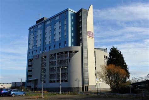 Hotel description slumber by the river humber at the premier inn hotel hull city centre. The best hotels in Hull on TripAdvisor - and two that get ...