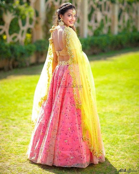 Our Most Favorite Mehndi Outfit Color Combinations For Brides In 2019