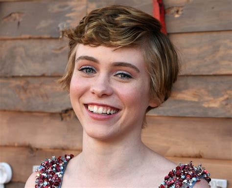 Sophia Lillis 12 Facts About The Dungeons And Dragons Actress You Need To Know Dtsa