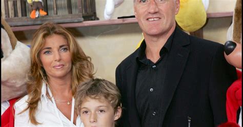 Les femmes s'appelaient romy schneider. DIDIER DESCHAMPS, SA FEMME CLAUDE ET SON FILS DYLAN ...