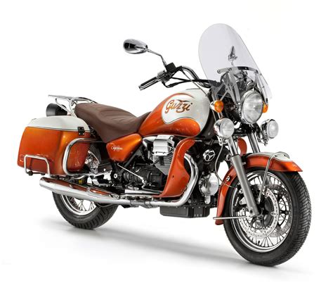 Η moto guzzi california 90 είναι ουσιαστικά μια california vintage αφιερωμένη στα 90 χρόνια απο την ίδρυση της moto guzzi. 2012 Moto Guzzi California 90 Review
