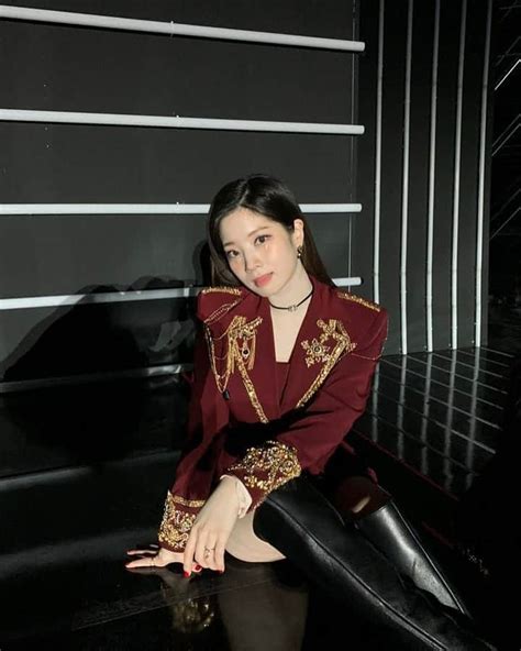 Hi guys my name is kimberly|| |. TWICEさんのインスタグラム写真 - (TWICEInstagram)「원스 덕분에 귀한 ...