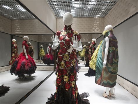 Inside The Vanda’s Alexander Mcqueen Exhibition Savage Beauty Design Week