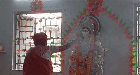 Lady Sanskrit Teacher Broke Tradition And Led Saraswati Puja At South