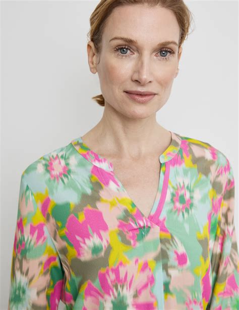 Fließende Bluse mit Tunika Ausschnitt in Mehrfarbig GERRY WEBER