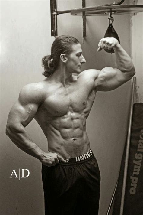 Long Haired Bodybuilding Sadik Hadzovic Culturismo