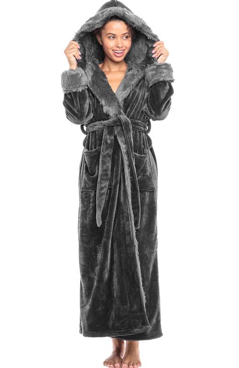 sleep and lounge bathrobes lingerie sleep and lounge alexander del rossa womens plush fleece robe