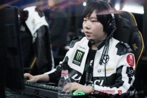 Ti Day Group Stage Results Paparazi Shines As Vici Gaming Dominates