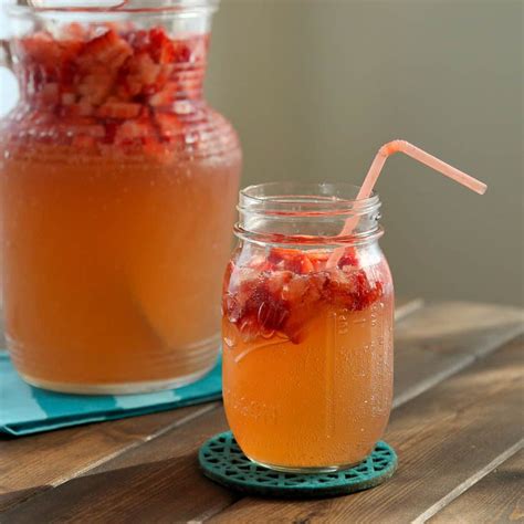 Strawberry Ginger Lemonade