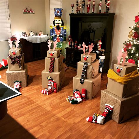 Reindeer Presents | Christmas decorating hacks, Christmas wrapping diy ...