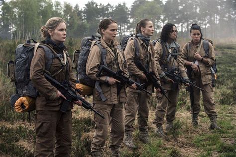 Movie Review Annihilation Is A Groundbreaking Visceral Experience