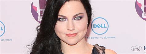 Evanescence Singer Amy Lee Pregnant With First Child
