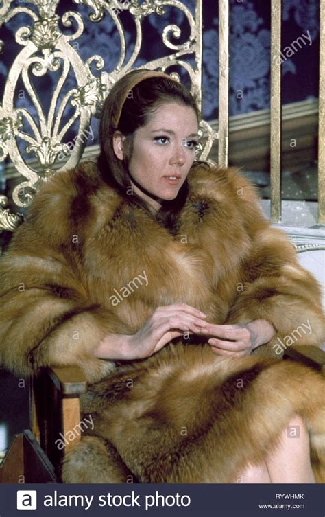 Diana Rigg Diana Rigg High Resolution Stock Photography And Images Alamy