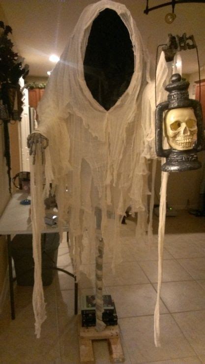 Cloaked Ghost With Lantern Decor Scary Halloween Decorations Ghost